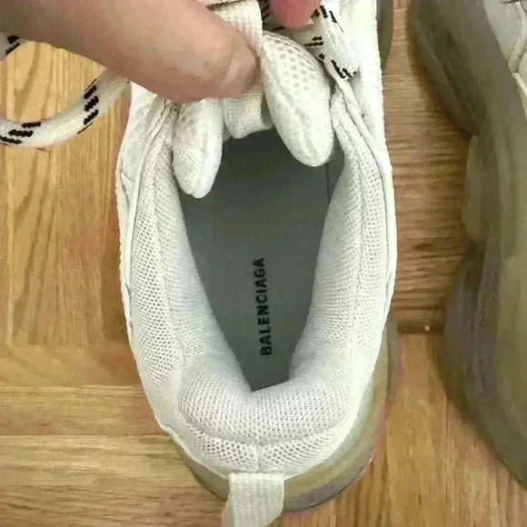 Balenciaga woman’s running shoes  in great condition size 36 only worn twice - Picture 8 of 8